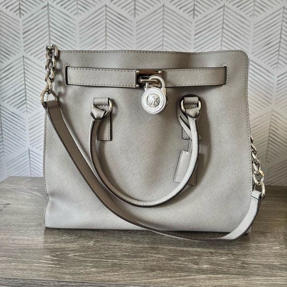 Michael Kors Grey Hamilton Shoulder Bag - EUC - Picture 1 of 6